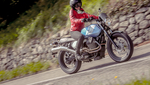 Sur la V7 Scrambler. Sur la V7 Scrambler.